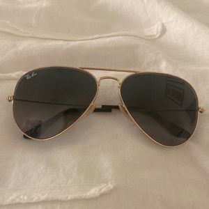 Women’s Ray ban Aviator Classic Sunglasses